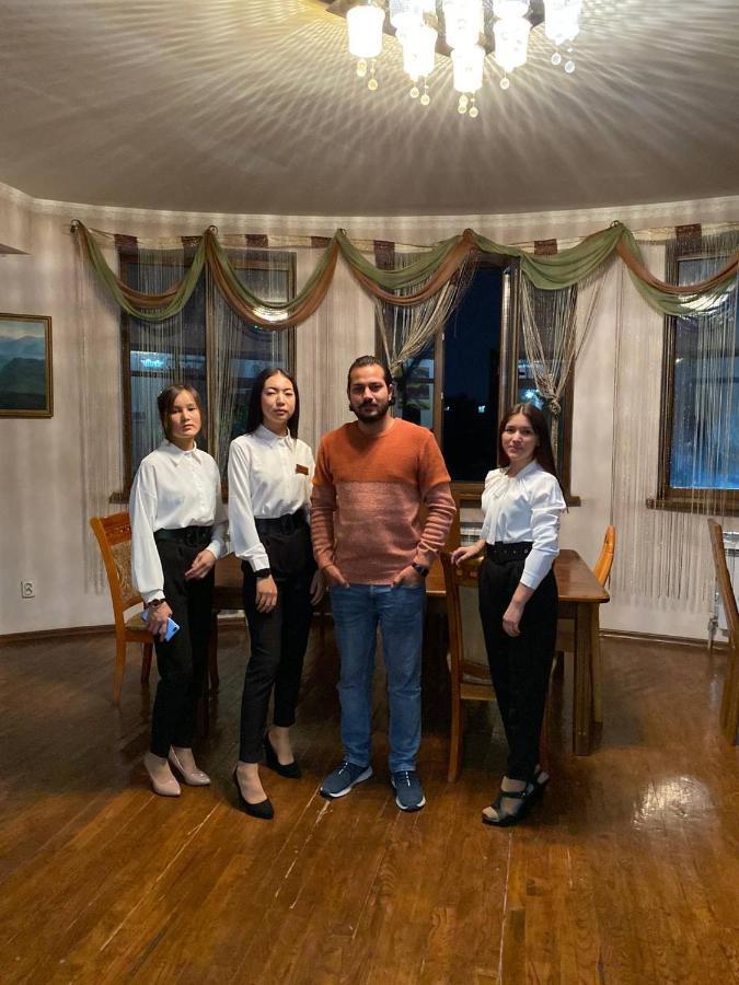 King House Hotel Bishkek Exterior foto
